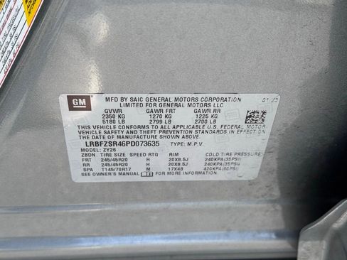 Used 2023 Buick Envision Avenir image 46