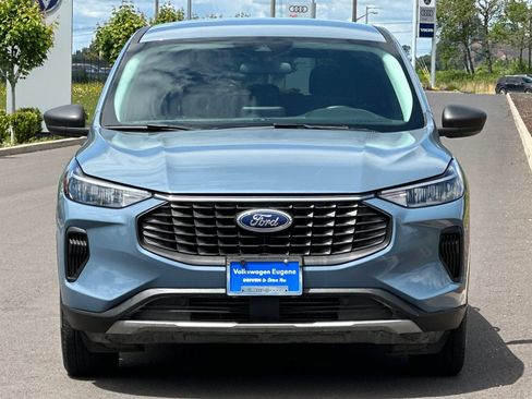 Used 2024 Ford Escape Active AWD/4WD image 8