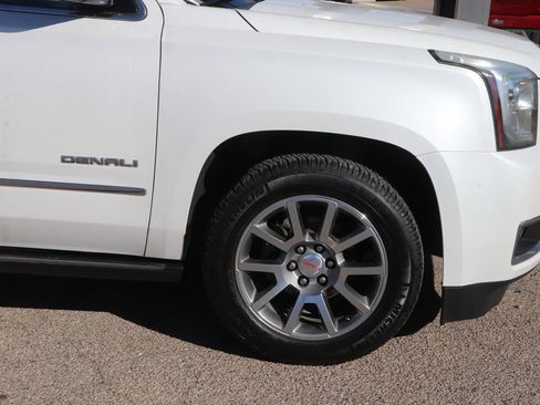 Used 2017 GMC Yukon XL Denali w/ Open Road Package image 9