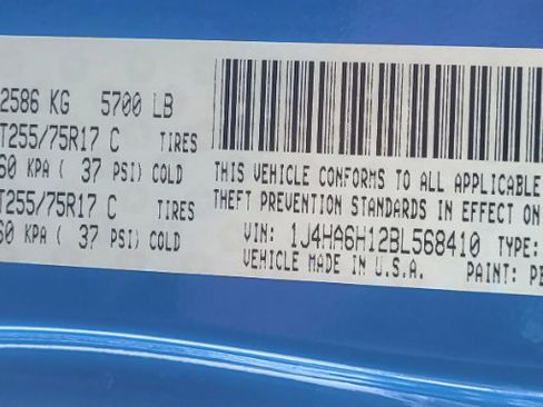 Used 2011 Jeep Wrangler Unlimited Rubicon w/ Dual Top Group image 31