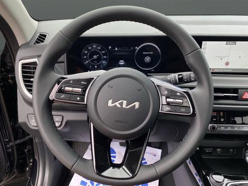 New 2026 Kia Seltos EX w/ EX Sunroof Package image 18