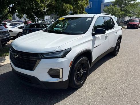 Used 2022 Chevrolet Traverse LS w/ Midnight/Sport Edition FWD image 1