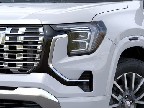 New 2027 GMC Terrain Denali w/ LPO, Floor Liner Package AWD/4WD image 37