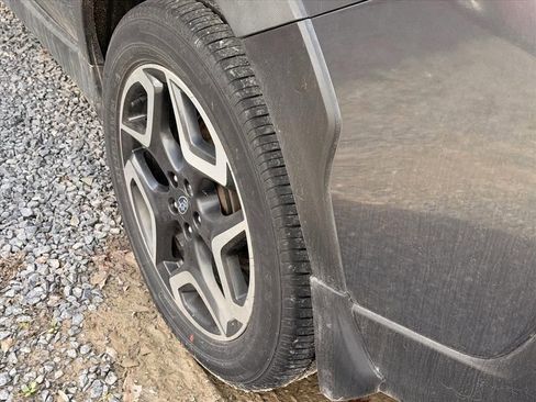 Used 2020 Subaru Crosstrek 2.0i Limited w/ Moonroof Package image 17