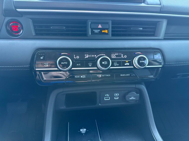 Used 2025 Honda Pilot EX-L image 17