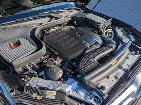 Used 2022 Mercedes-Benz GLC 300 4MATIC image 23