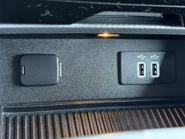 Used 2016 Ford F150 Lariat RWD image 19