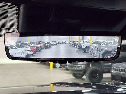 Used 2023 Toyota Tundra Platinum image 37