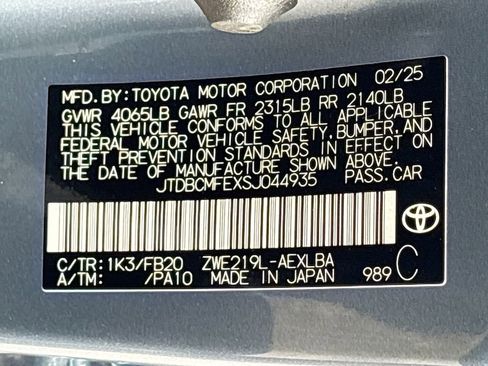 Used 2025 Toyota Corolla LE w/ Carpet Mat Package (TMS) image 34