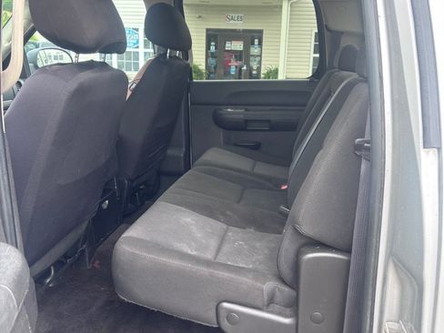 Used 2011 Chevrolet Silverado 1500 LT w/ All-Star Edition AWD/4WD image 10