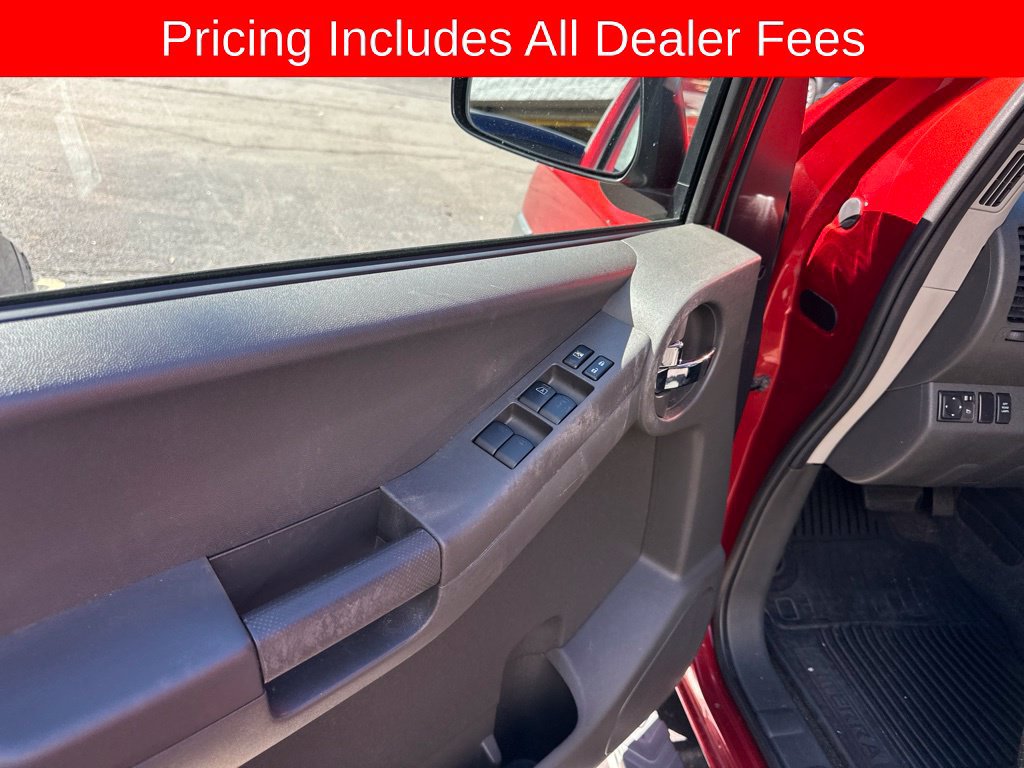 Used 2014 Nissan Xterra PRO-4X AWD/4WD image 9