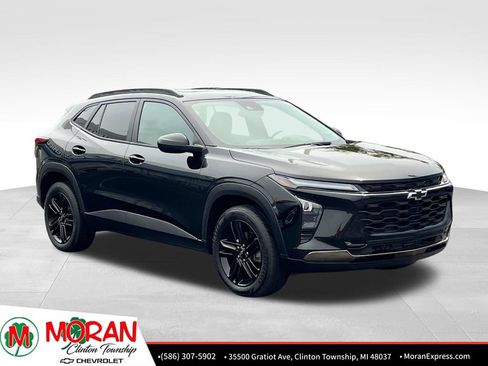 Certified 2024 Chevrolet Trax ACTIV w/ Sunroof Package FWD image 8