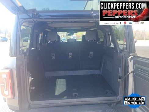 Used 2025 Ford Bronco Badlands image 10