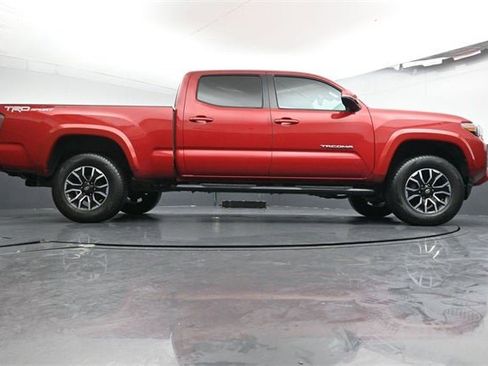 Used 2022 Toyota Tacoma TRD Sport image 36