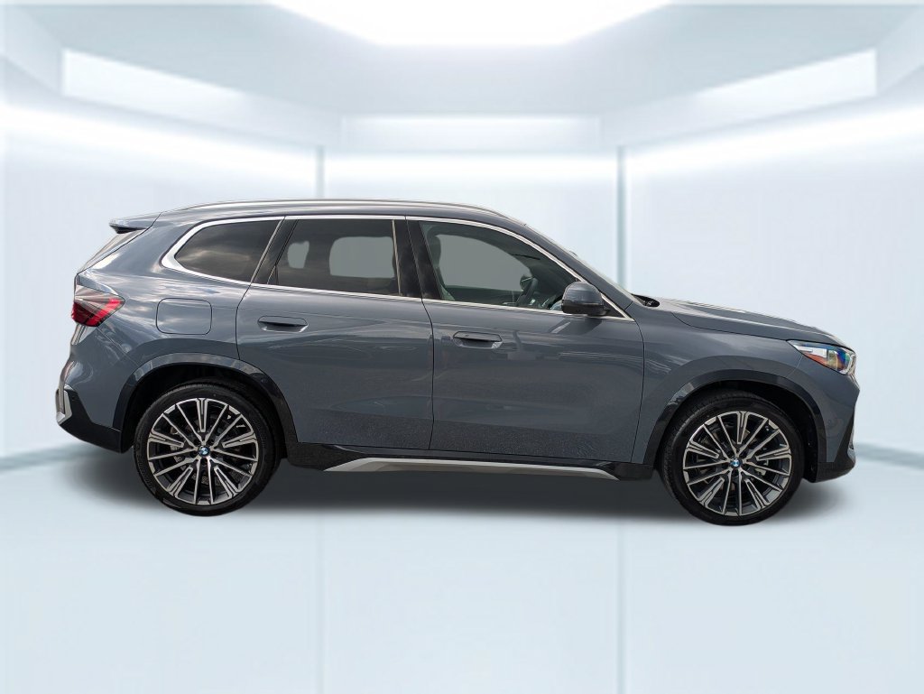 New 2027 BMW X1 xDrive28i AWD/4WD image 6