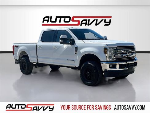 Used 2017 Ford F250 Lariat w/ Lariat Value Package image 1