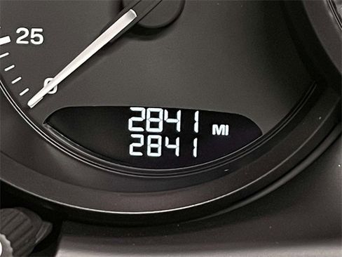 Used 2025 Porsche Macan GTS image 45