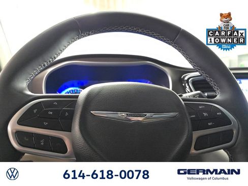 Used 2022 Chrysler Voyager LX image 25