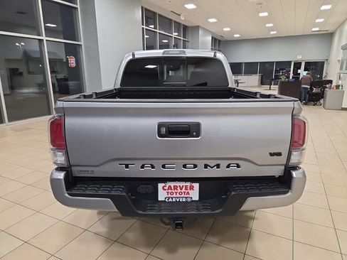 Used 2023 Toyota Tacoma TRD Sport image 8