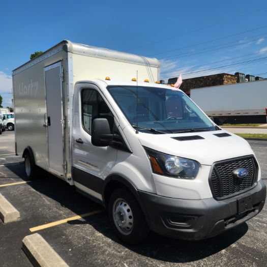 Used 2022 Ford Transit 350 DRW RWD image 4