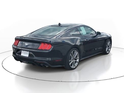 Used 2020 Ford Mustang Premium w/ Equipment Group 201A RWD image 4