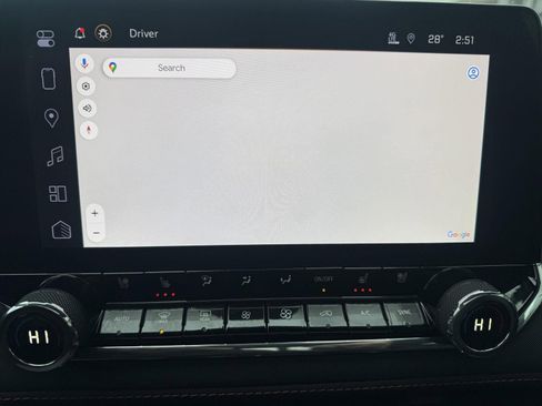 Used 2024 Chevrolet Colorado Z71 w/ Z71 Convenience Package 2 image 25