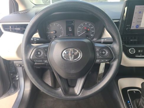 Used 2024 Toyota Corolla LE image 19