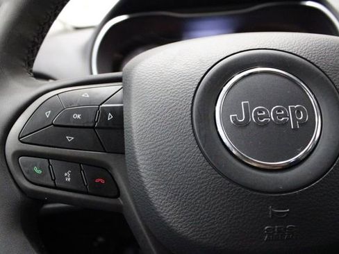 Used 2022 Jeep Cherokee Trailhawk image 24