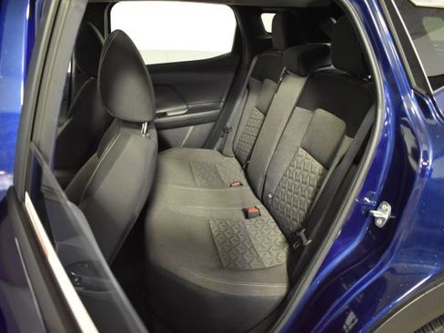 Used 2025 Nissan Kicks SV w/ SV Premium Package AWD/4WD image 25