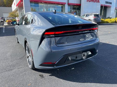 New 2026 Toyota Prius XLE image 3
