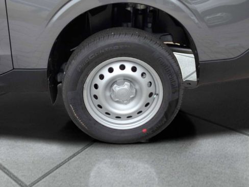 New 2025 Ford Maverick XL image 12