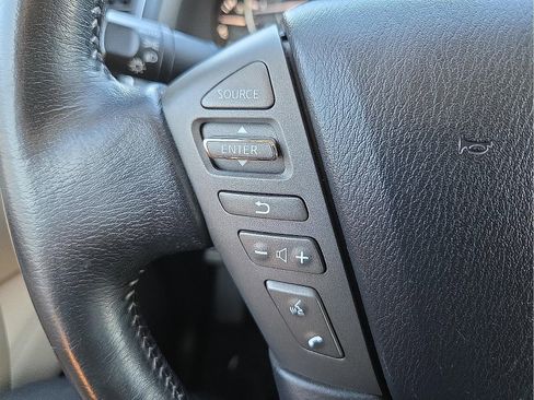 Used 2018 Nissan Armada SL w/ Premium Package image 19