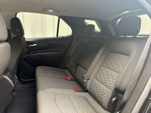 Used 2020 Chevrolet Equinox LT FWD image 15