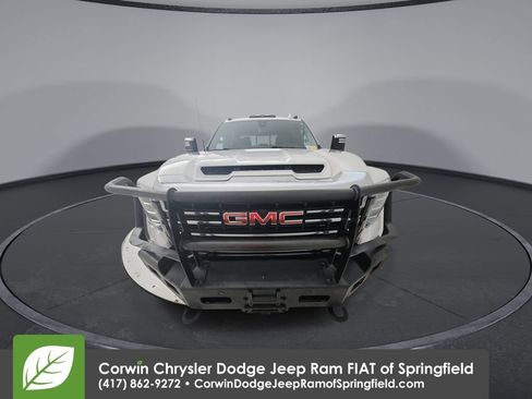 Used 2022 GMC Sierra 2500 Denali w/ Denali Ultimate Package AWD/4WD image 3
