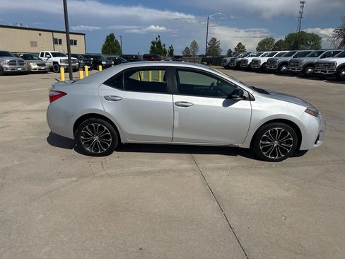 Used 2015 Toyota Corolla S Premium FWD image 39