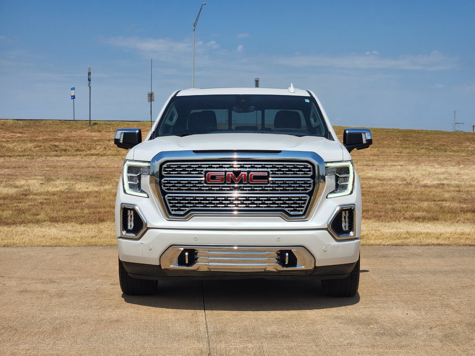 Used 2021 GMC Sierra 1500 Denali w/ Denali Ultimate Package AWD/4WD image 6