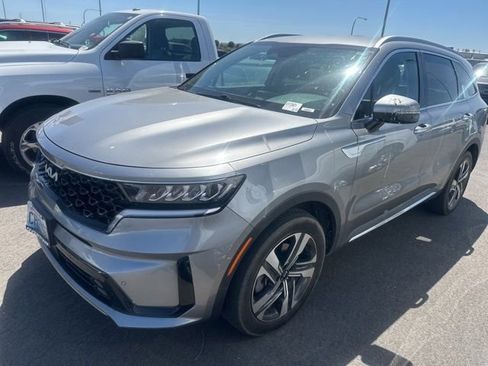Used 2023 Kia Sorento EX AWD/4WD image 1