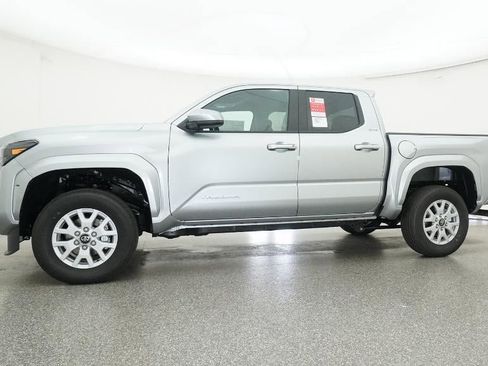 New 2026 Toyota Tacoma SR5 image 18