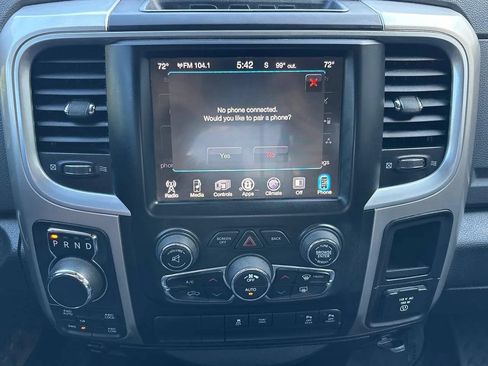 Used 2017 RAM 1500 Big Horn AWD/4WD image 39