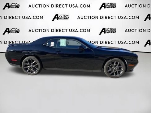 Used 2021 Dodge Challenger SXT w/ Blacktop Package image 2