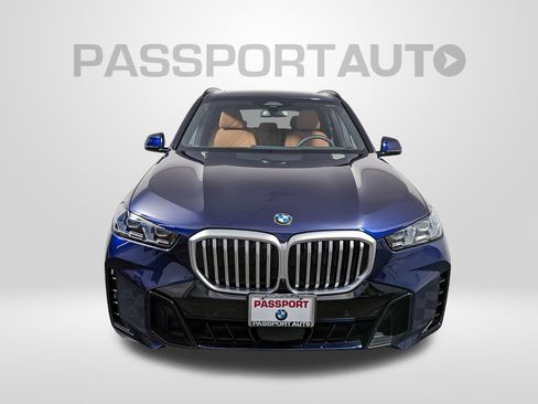 Used 2026 BMW X5 xDrive40i w/ M Sport Package AWD/4WD image 10