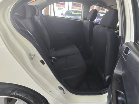 Used 2014 Mitsubishi Lancer ES image 16