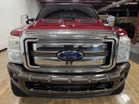 Used 2015 Ford F250 Lariat w/ Lariat Ultimate Package AWD/4WD image 2