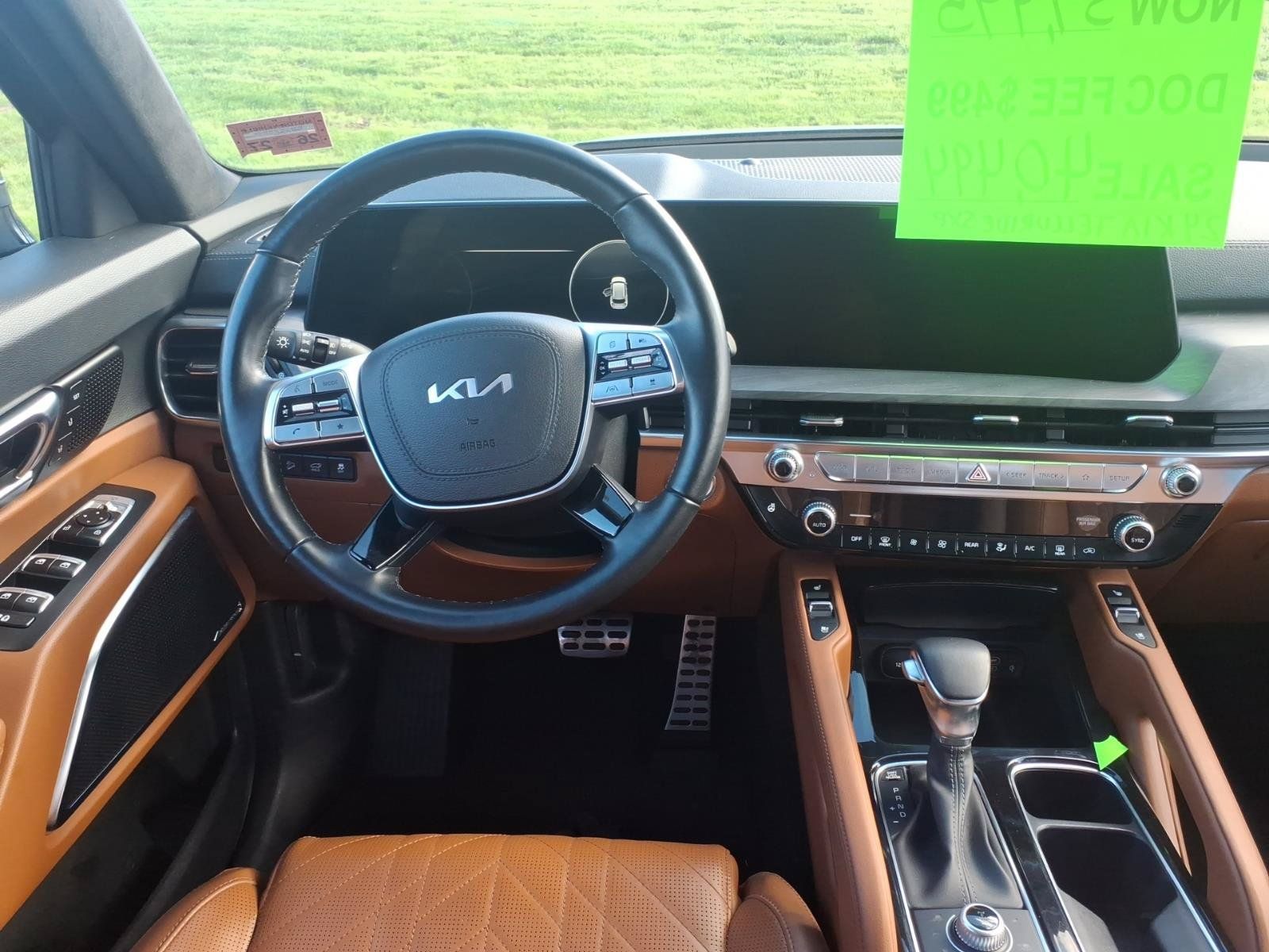 Used 2024 Kia Telluride SX Prestige X-Pro AWD/4WD image 9
