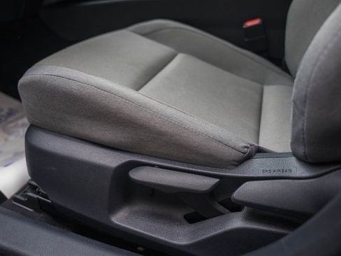 Used 2025 Toyota Camry LE image 37