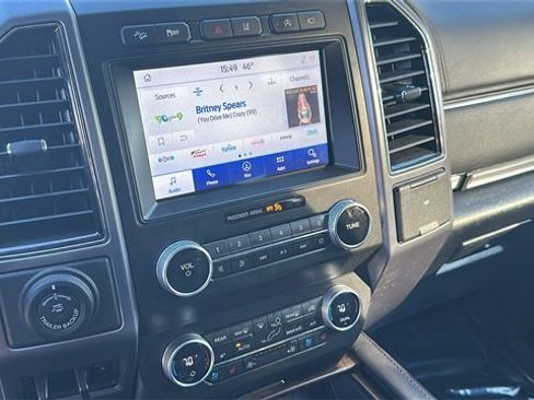 Certified 2021 Ford Expedition Max Platinum image 28