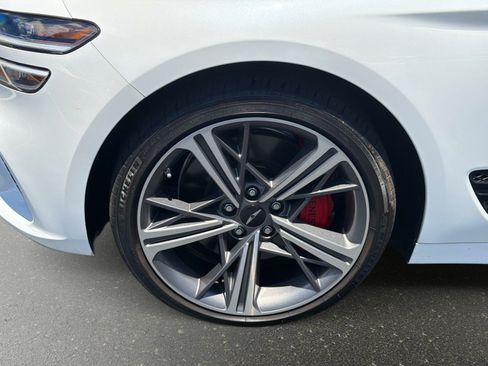 Used 2025 Genesis G70 2.5T w/ Sport Prestige Package RWD image 10