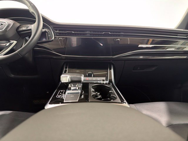Used 2021 Audi Q8 Premium Plus w/ Premium Plus Package AWD/4WD image 36