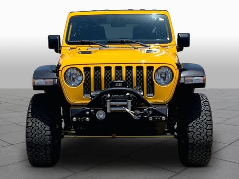Used 2021 Jeep Wrangler Unlimited Rubicon w/ Cold Weather Group AWD/4WD image 4