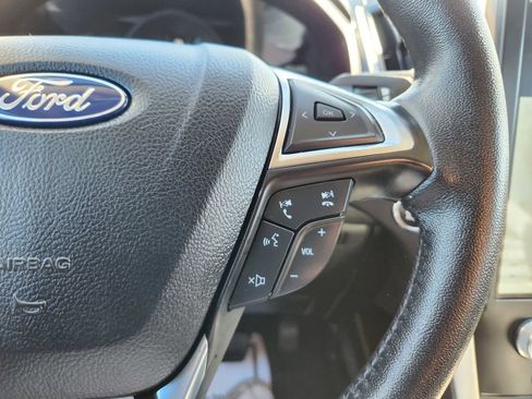Used 2024 Ford Edge SEL AWD/4WD image 18
